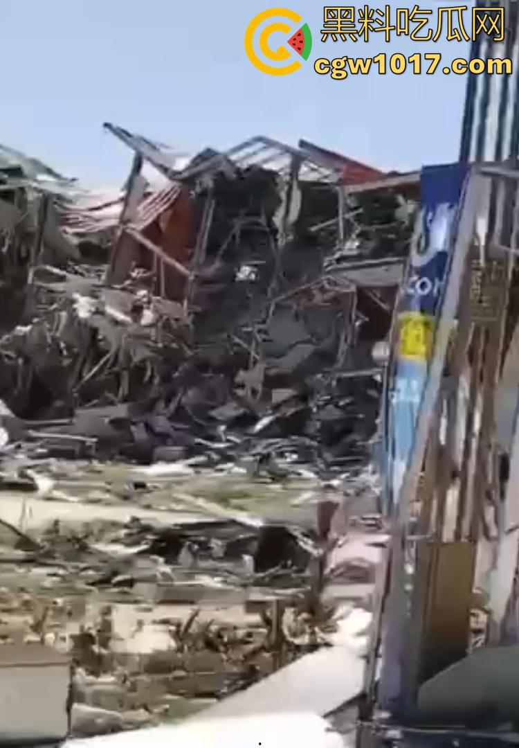 柬埔寨KK园区被血洗清剿!内部实拍曝光:牢笼、血迹、遗留手机触目惊心! 第6张 柬埔寨KK园区被血洗清剿!内部实拍曝光:牢笼、血迹、遗留手机触目惊心! 第6张