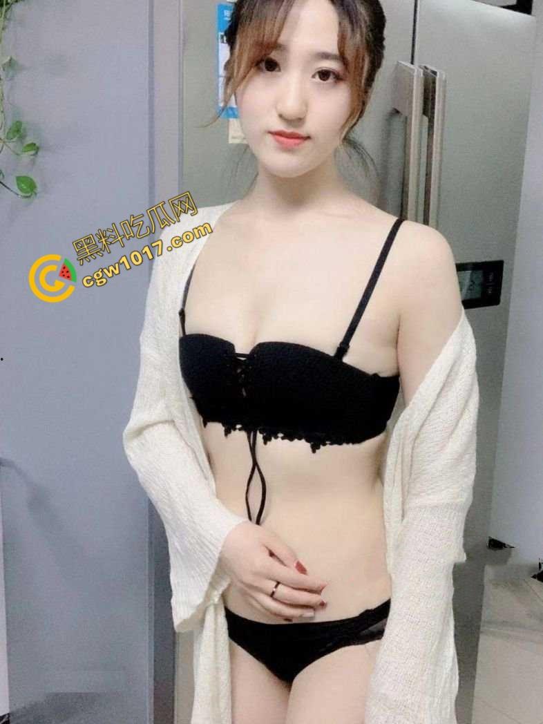沈阳豪乳少妇【邓佳蕾】的淫荡诱惑:3P狂欢,狗绊式狂操,汁水四溅,欲仙欲死,疯狂放纵! 第8张 沈阳豪乳少妇【邓佳蕾】的淫荡诱惑:3P狂欢,狗绊式狂操,汁水四溅,欲仙欲死,疯狂放纵! 第8张