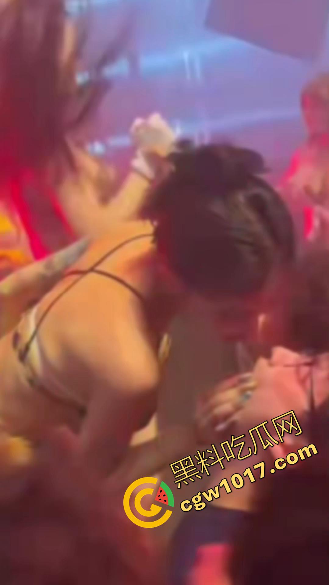 夜店骚DJ被操到潮吹,夜店DJ千千万 花钱能操一大半 抖音风爆操DJ混剪,快来认认有没有你当地的网红DJ! 第6张 夜店骚DJ被操到潮吹,夜店DJ千千万 花钱能操一大半 抖音风爆操DJ混剪,快来认认有没有你当地的网红DJ! 第6张