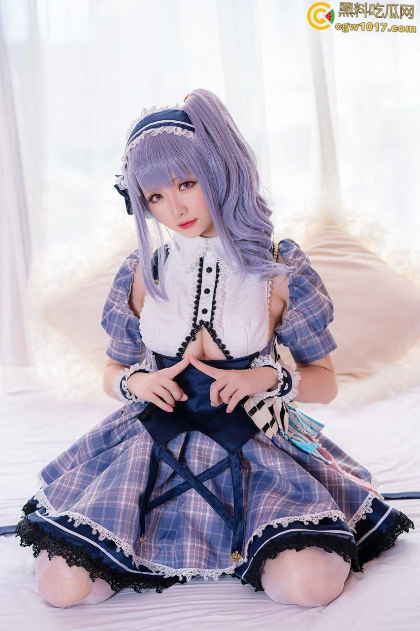 极品福利姬女神【星之迟迟】，Cos碧蓝航线天城性感写真，黑丝美腿御姐感十足，翘臀玉足直勾人心！  第3张