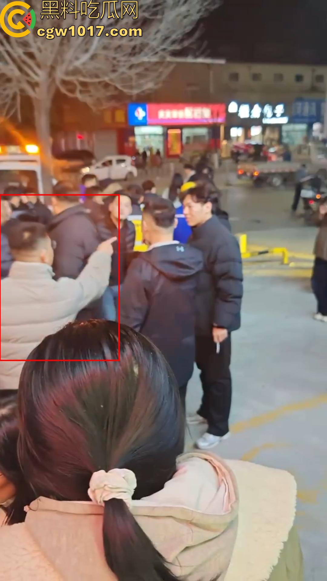 山东济南紫菜包饭店车祸事件曝光 再现【我爸是李刚】醉酒司机撞飞店主 现场血肉模糊 热搜两小时被全网封禁! 第9张 山东济南紫菜包饭店车祸事件曝光 再现【我爸是李刚】醉酒司机撞飞店主 现场血肉模糊 热搜两小时被全网封禁! 第9张