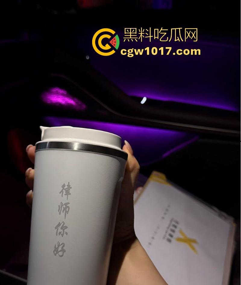 山东精英女律师【林彩虹】不雅视频流出，西装女御姐法院的铁娘子，无论你平时再猛，在大鸡巴面前还是乖乖被降伏！  第1张