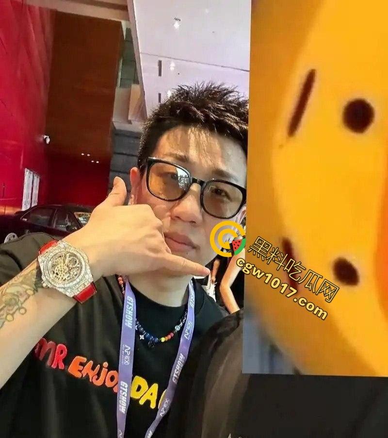 抖音百万级网红 老白不喝酒 被曝拒付3000陪滑费 女主发文控诉 身份却被实锤为外围女 完整版! 第10张 抖音百万级网红 老白不喝酒 被曝拒付3000陪滑费 女主发文控诉 身份却被实锤为外围女 完整版! 第10张