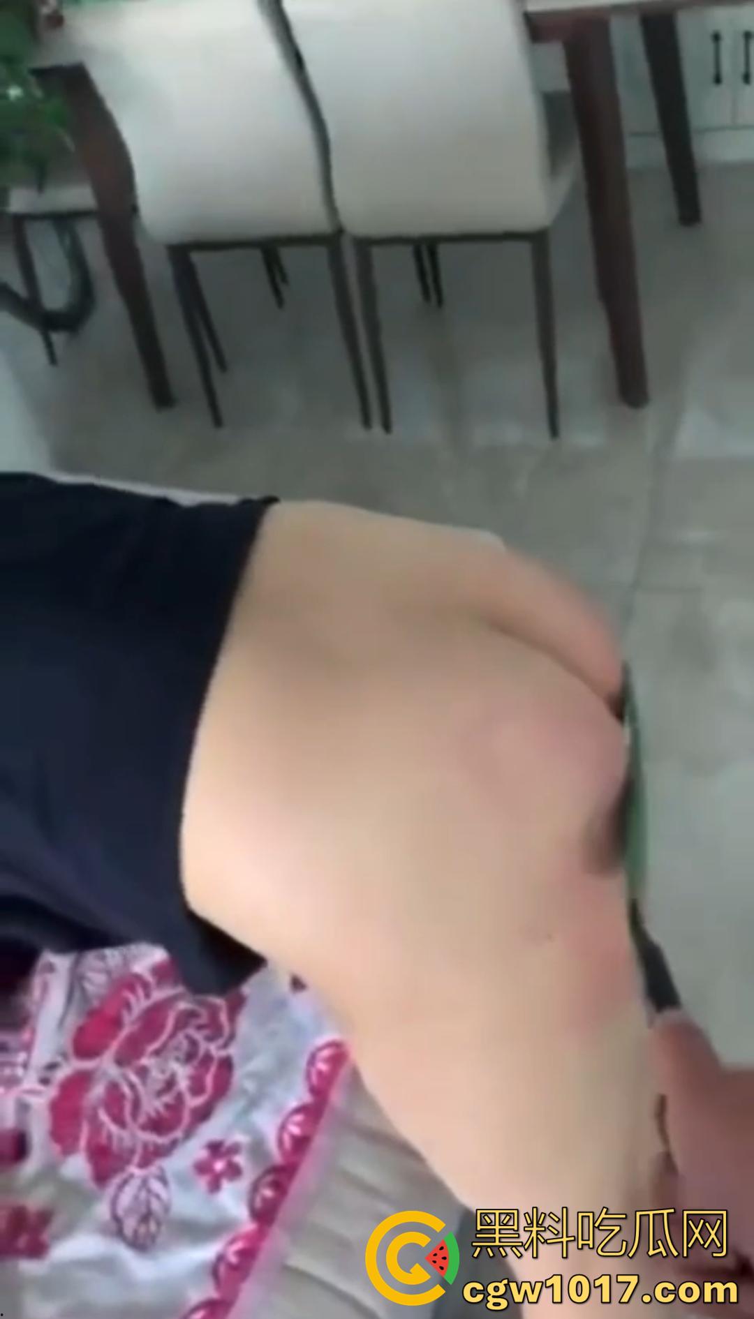 重口SM调教合集来袭!带你欣赏小众癖好!捆绑+口塞+臀刑鞭打,样样俱全 有的哭着求饶 有的还喊再用力! 第6张 重口SM调教合集来袭!带你欣赏小众癖好!捆绑+口塞+臀刑鞭打,样样俱全 有的哭着求饶 有的还喊再用力! 第6张