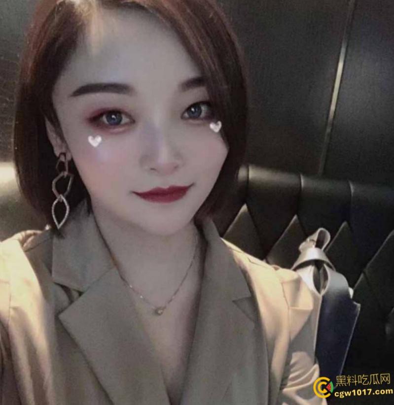 海南大学学妹【赵静怡】,被金主包养视频流出,穿着连体黑丝被金主按住头操嘴,极品翘臀后入打桩猛草 ! 第2张 海南大学学妹【赵静怡】,被金主包养视频流出,穿着连体黑丝被金主按住头操嘴,极品翘臀后入打桩猛草 ! 第2张