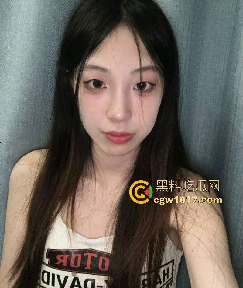 深圳职业学院反差骚学妹【李文萱】大眼骚妹一枚背着男友出轨，东窗事发现任男友把不雅视频曝光！  第3张