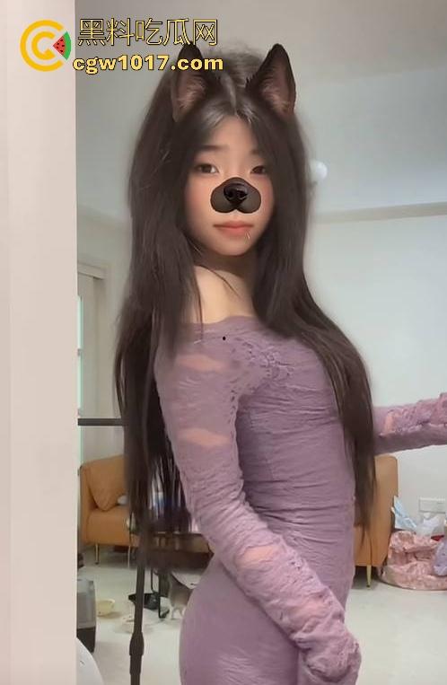 快手5.8万粉丝的精神小网红【林小桃】被金主调教爆操，真实露脸黑料私拍，小小的身体竟然藏着如此大的骚劲！  第2张