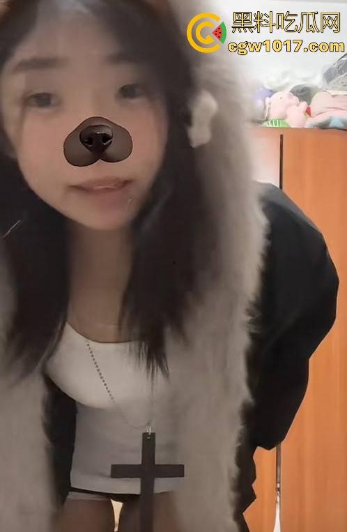 快手5.8万粉丝的精神小网红【林小桃】被金主调教爆操，真实露脸黑料私拍，小小的身体竟然藏着如此大的骚劲！  第7张