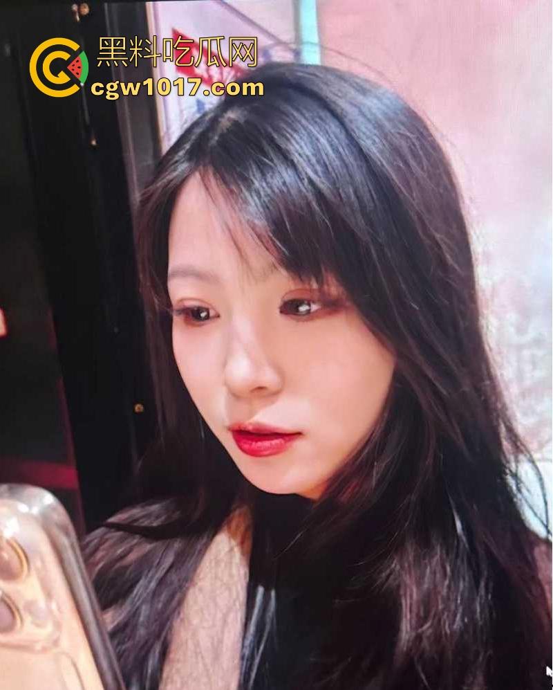 辽宁巨乳少妇【李文莹】出轨与情夫约炮拍劲爆淫片，全程露脸玩尽花式 ，被绿帽老公怒发网络曝光，老淫荡了！  第1张