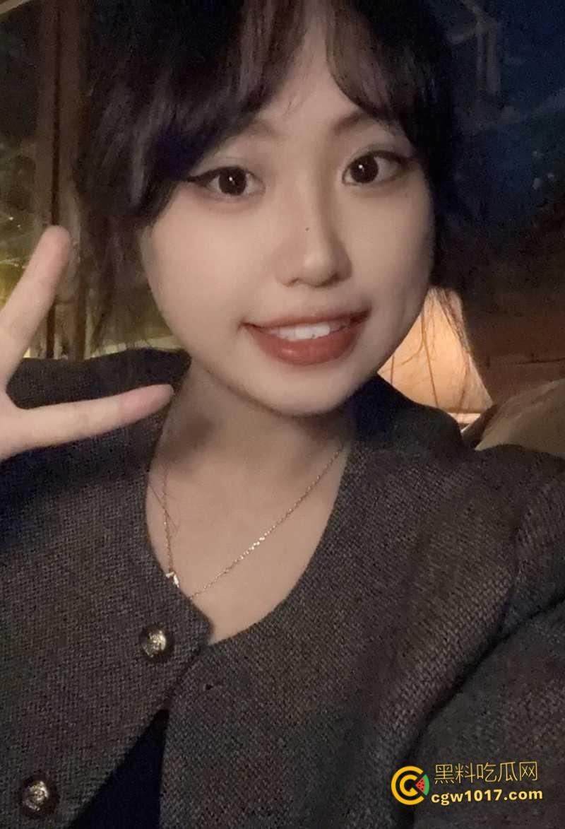 贵州爆乳嫩妹【张静玲】,手持身份证全裸自拍还债 ,浴缸岔腿揉穴自慰,巨乳晃到失焦,为了碎银甘当母狗! 第2张 贵州爆乳嫩妹【张静玲】,手持身份证全裸自拍还债 ,浴缸岔腿揉穴自慰,巨乳晃到失焦,为了碎银甘当母狗! 第2张