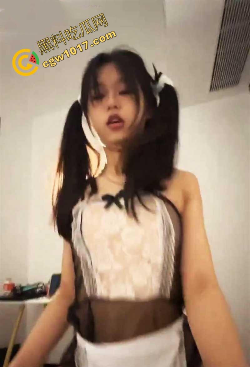 天津理工大学清纯学妹【张博雅】不雅视频爆红!恋情狂乱,处女献出,镜前淫态尽显,骑乘狂欢激情四射! 第4张 天津理工大学清纯学妹【张博雅】不雅视频爆红!恋情狂乱,处女献出,镜前淫态尽显,骑乘狂欢激情四射! 第4张