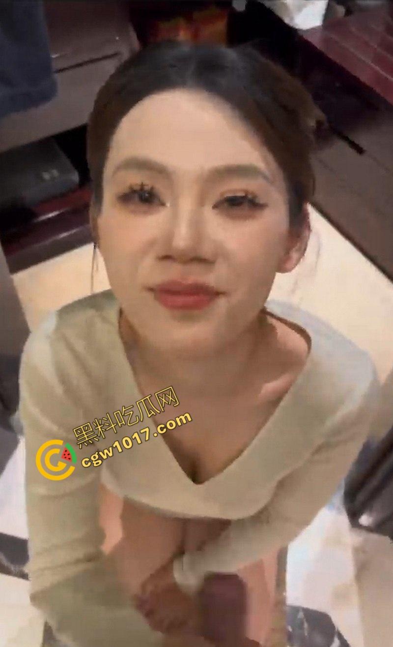 广东小伙被女友十万卖缅甸,35万赎回后撕破脸,泄密母狗淫乱视频,前女友巨乳迷人,饥渴口交深喉,情趣装扮骚到极点! 第3张 广东小伙被女友十万卖缅甸,35万赎回后撕破脸,泄密母狗淫乱视频,前女友巨乳迷人,饥渴口交深喉,情趣装扮骚到极点! 第3张