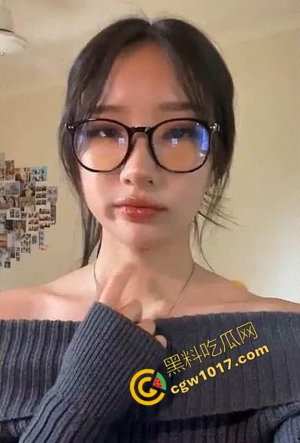 南京大学清纯女神物尽其用,厕所黑丝口技窒息,富豪一泄如注溅满身,嫩穴淫水横流,淫靡爆操致其疯狂! 第2张 南京大学清纯女神物尽其用,厕所黑丝口技窒息,富豪一泄如注溅满身,嫩穴淫水横流,淫靡爆操致其疯狂! 第2张