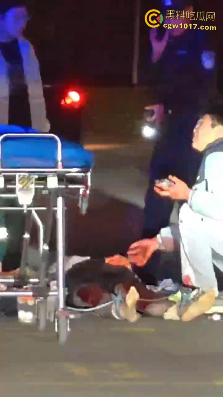 自古奸情出人命,山西文化旅游职业大学,一女子持刀杀害渣男和小三,双双倒地当场一命呜呼盖白布 ! 第2张 自古奸情出人命,山西文化旅游职业大学,一女子持刀杀害渣男和小三,双双倒地当场一命呜呼盖白布 ! 第2张