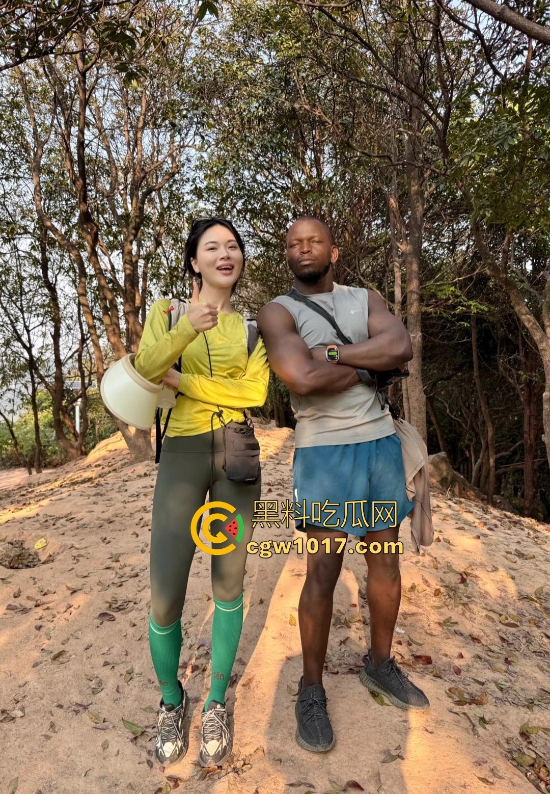 黑哥的大黑吊固然凶猛，但是主播也是身经百战，女上位榨精就是爽，黑牛直接被骑软！  第5张