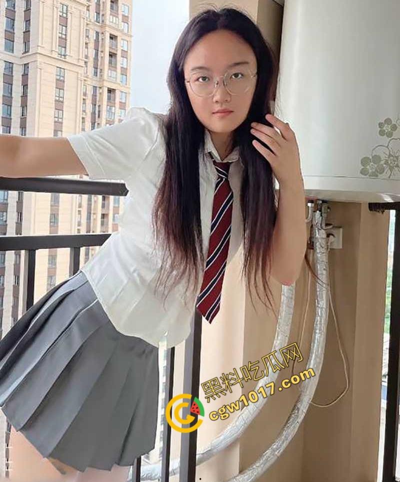 抖音柔术女王【肖红丽】出轨黑料,被老黑猛操爆照,全网骨头最软的她,靠色情技巧红遍天,最终媚洋自毁名声! 第6张 抖音柔术女王【肖红丽】出轨黑料,被老黑猛操爆照,全网骨头最软的她,靠色情技巧红遍天,最终媚洋自毁名声! 第6张