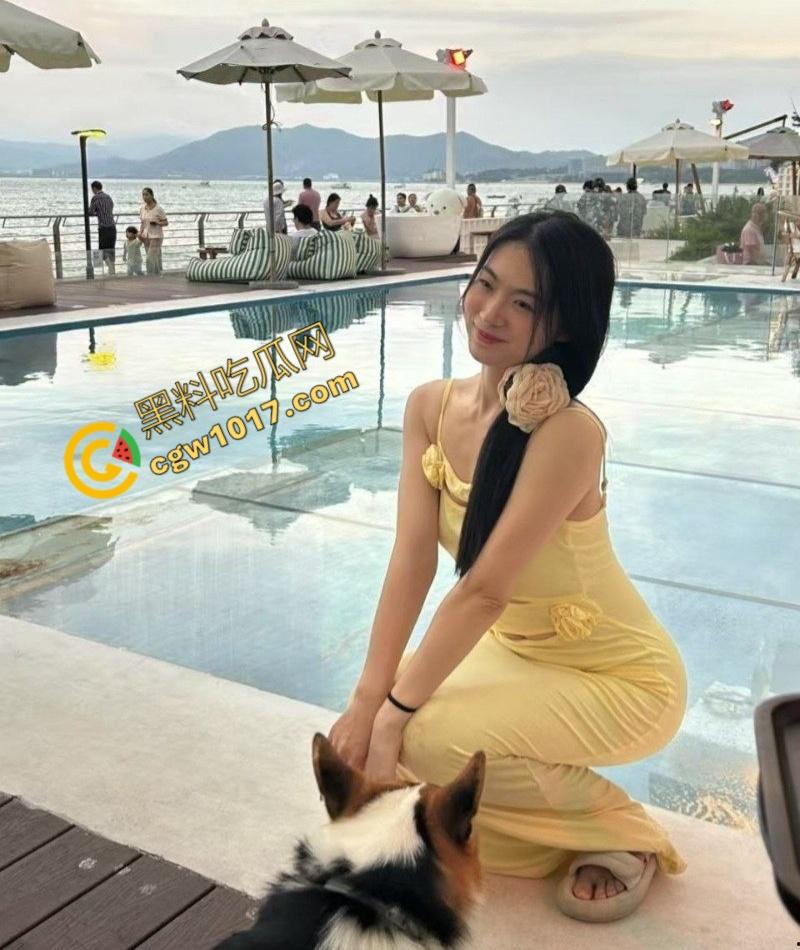 天津丽新里爆出激情大瓜!渣男【樊俊杰】与极品炮友上演春宫大戏,业主群频频曝光,裸体传单满天飞,小区成了淫乱战场! 第4张 天津丽新里爆出激情大瓜!渣男【樊俊杰】与极品炮友上演春宫大戏,业主群频频曝光,裸体传单满天飞,小区成了淫乱战场! 第4张