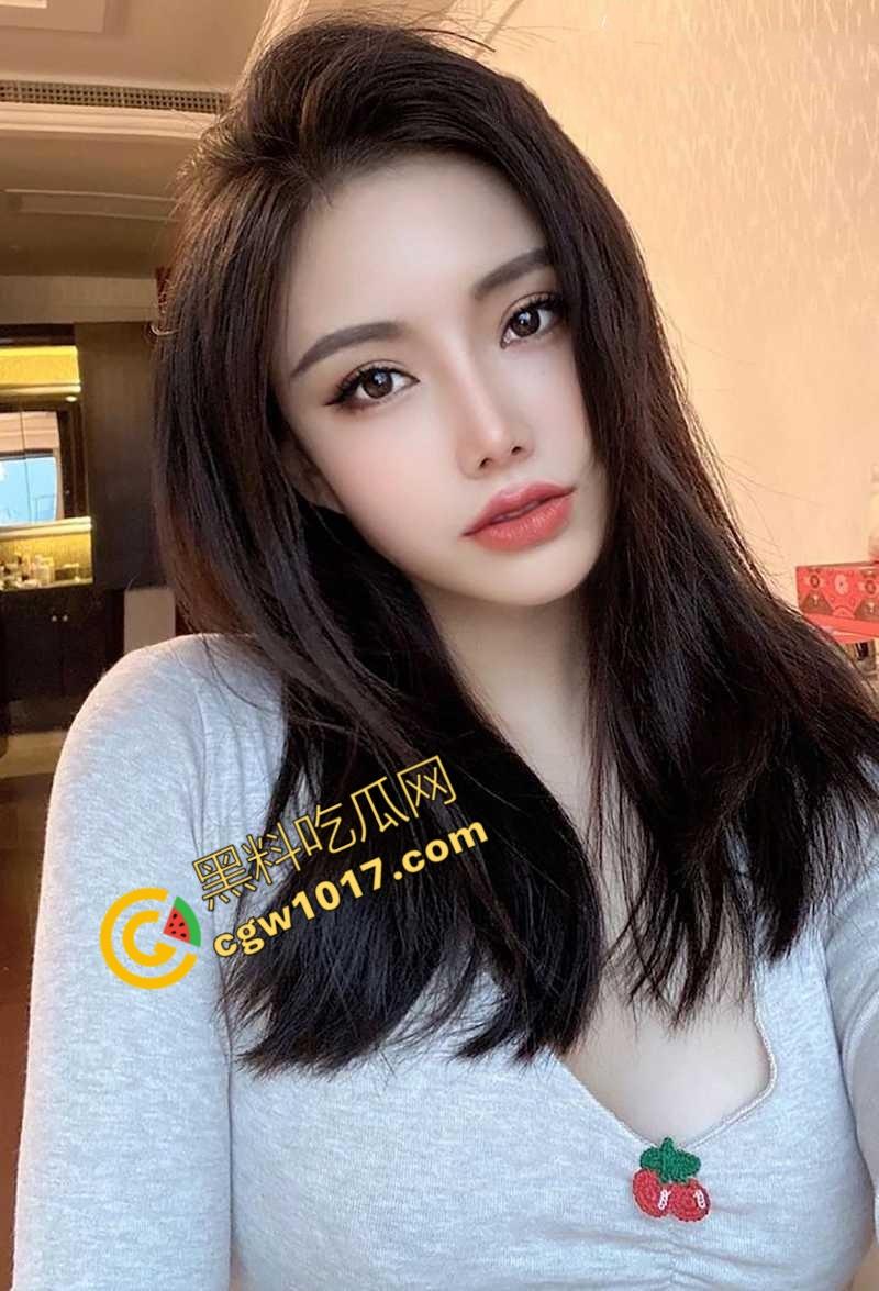 前美团女总监【陶子】撸贷240万包养夜店猛男,夜店狂欢多P出轨!神颜大奶偏好激情,老公曝光秘密,震惊全网! 第3张 前美团女总监【陶子】撸贷240万包养夜店猛男,夜店狂欢多P出轨!神颜大奶偏好激情,老公曝光秘密,震惊全网! 第3张