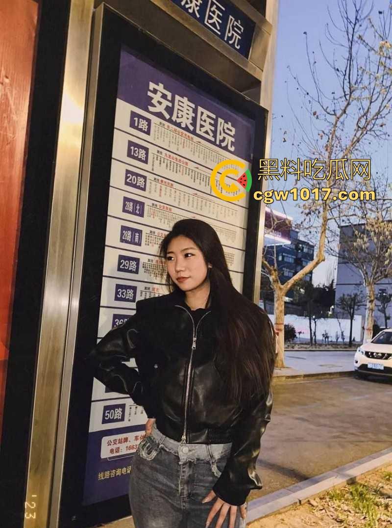 辽宁微胖女护士【廖春梅】极其淫骚的母狗，喜欢被猛男颜射口爆，执着于吞精，她好像知道这东西营养价值很高！  第3张