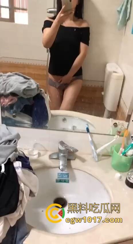 骚逼人妻拿老公小号在群里分享吃鸡吧日常，纯纯骚到入骨，每天最期待的就是大屌，叫声都淫荡过人真的受不了！  第8张