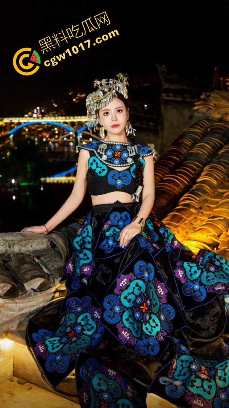 抖音网红【达丽小阿姨】慵媚无边!红蕾锁魂吸力十足,翘臀乱颤,乳波荡漾,男人猛攻不停,浪叫连天,淫靡现场! 第2张 抖音网红【达丽小阿姨】慵媚无边!红蕾锁魂吸力十足,翘臀乱颤,乳波荡漾,男人猛攻不停,浪叫连天,淫靡现场! 第2张