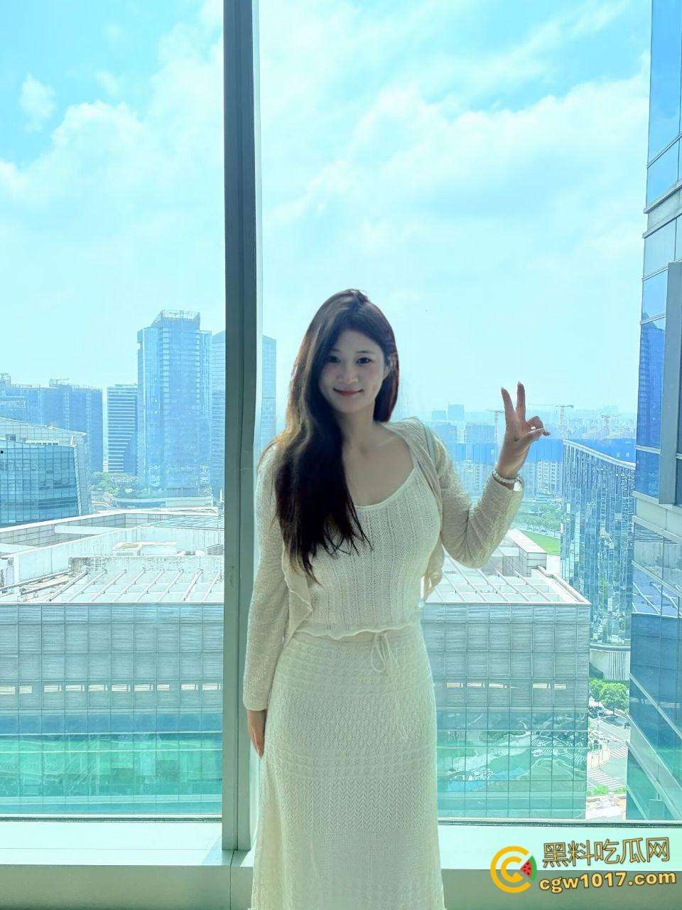 S+甜美高颜值表妹初调教,完美身材样貌太顶了,带上眼罩调教玩弄,舌尖轻舔龟头口交,女上骑乘巨乳乱晃 ! 第1张 S+甜美高颜值表妹初调教,完美身材样貌太顶了,带上眼罩调教玩弄,舌尖轻舔龟头口交,女上骑乘巨乳乱晃 ! 第1张