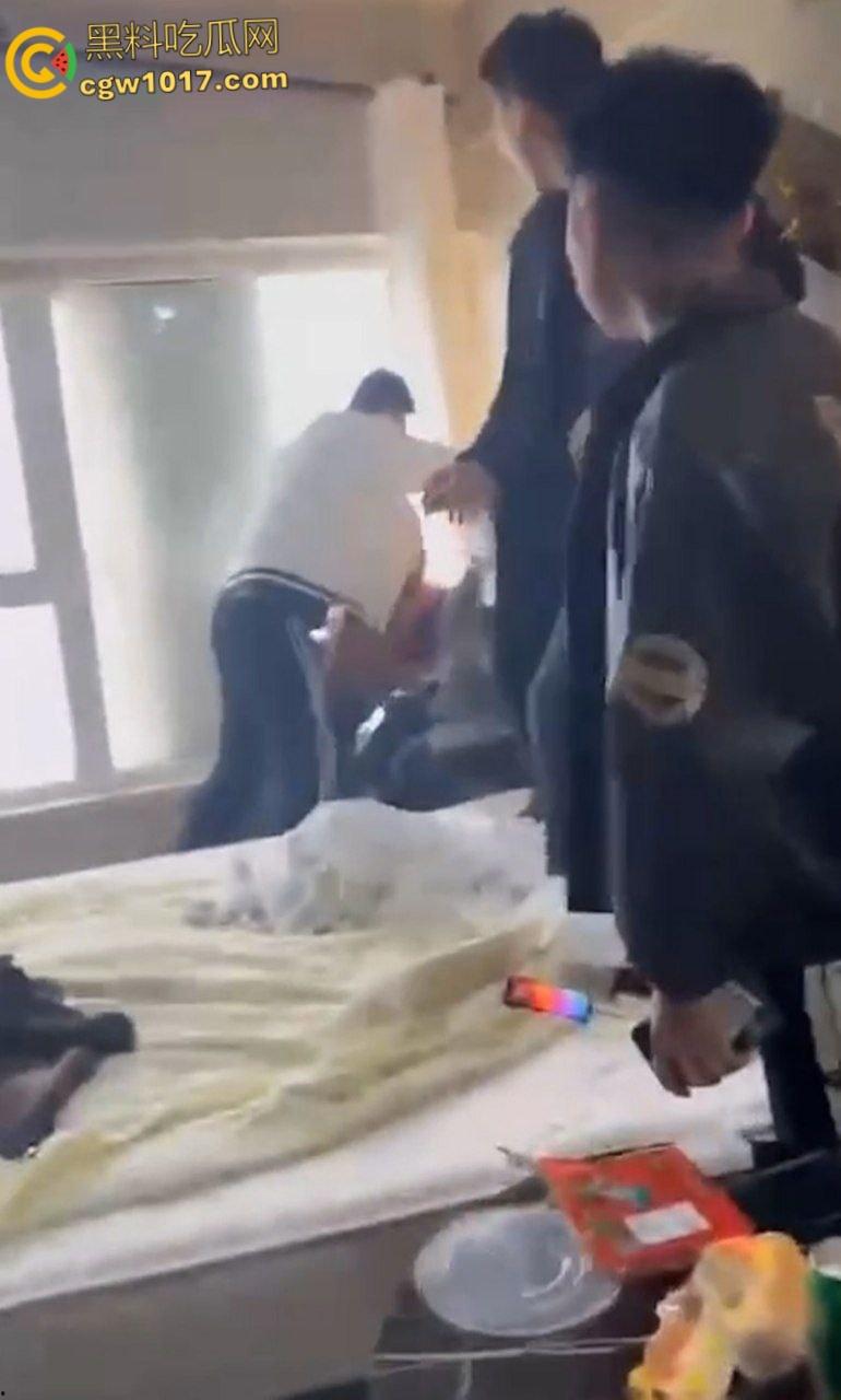 吉林长春万达公寓血案，快手甜妹带头挑衅，冲进房间双人捅死 一死一抢救无效，房间鲜血四溅恐怖至极！  第5张