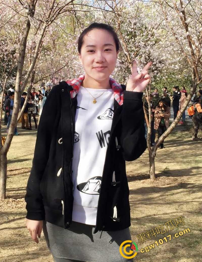 震撼!: 美艳人妻【刘珊】的淫荡云盘大揭秘:奶子弹跳嫩穴淫水直流,裸操同框引群众围观狂欢! 第1张 震撼!: 美艳人妻【刘珊】的淫荡云盘大揭秘:奶子弹跳嫩穴淫水直流,裸操同框引群众围观狂欢! 第1张