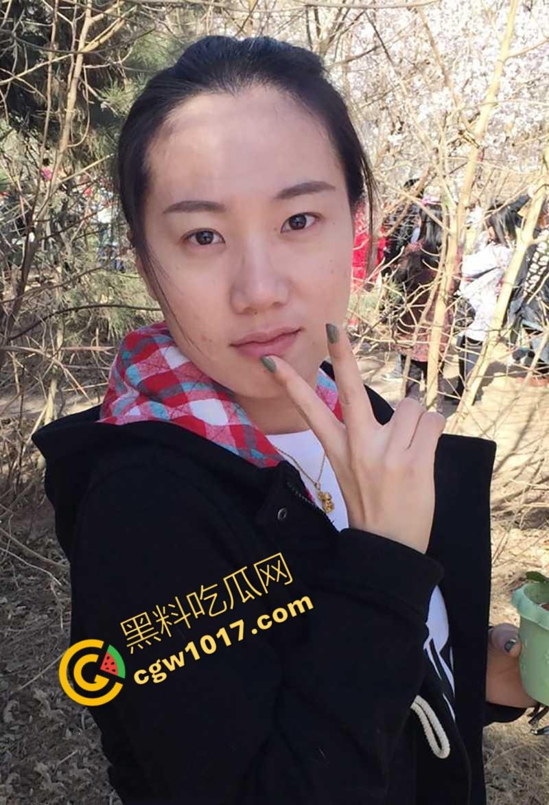 震撼!: 美艳人妻【刘珊】的淫荡云盘大揭秘:奶子弹跳嫩穴淫水直流,裸操同框引群众围观狂欢! 第2张 震撼!: 美艳人妻【刘珊】的淫荡云盘大揭秘:奶子弹跳嫩穴淫水直流,裸操同框引群众围观狂欢! 第2张