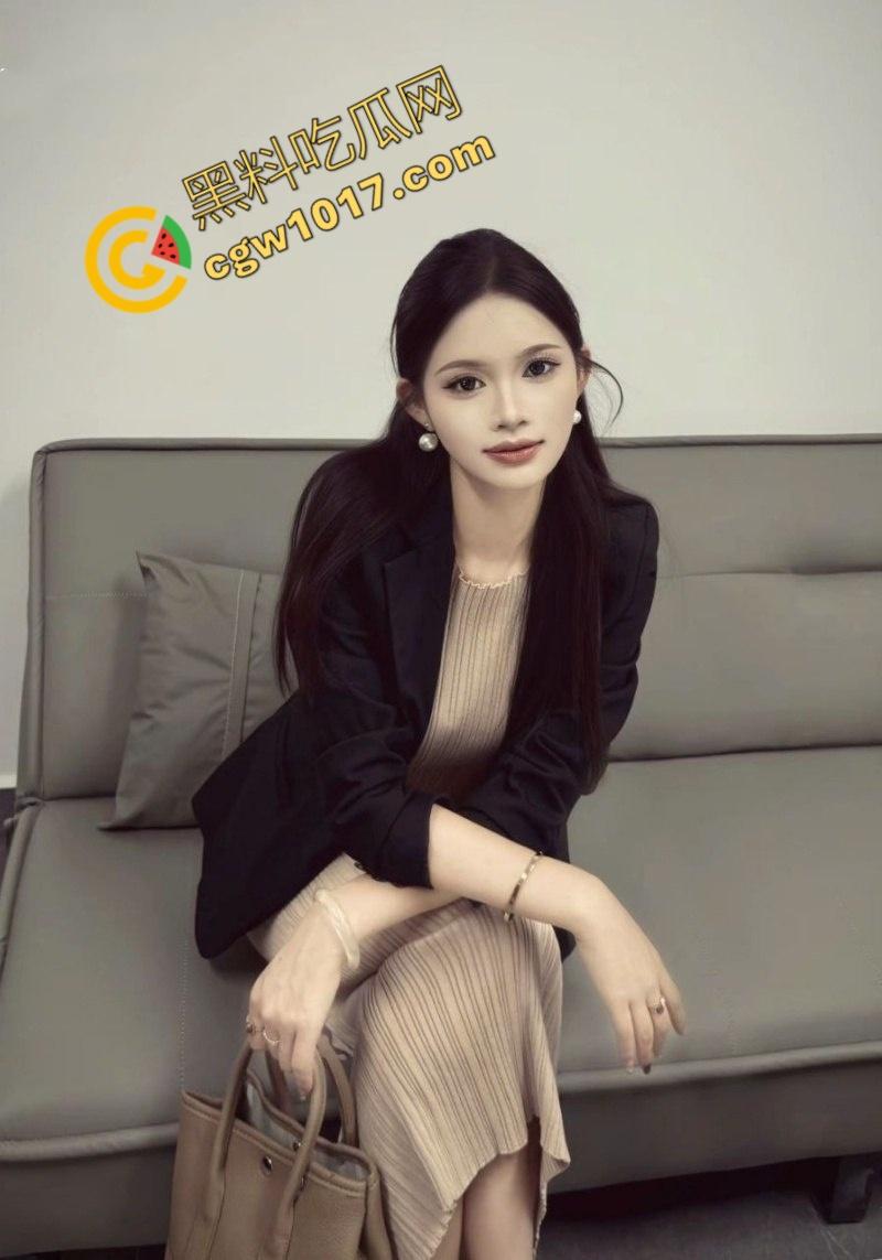 贵州人妻【陈嘉怡】肉欲视频曝光全网,肥臀乱颤奶波荡漾,春情迷离浪叫不断,粗屌深入湿穴狂操,欲火熊熊燃遍网络 第1张 贵州人妻【陈嘉怡】肉欲视频曝光全网,肥臀乱颤奶波荡漾,春情迷离浪叫不断,粗屌深入湿穴狂操,欲火熊熊燃遍网络 第1张