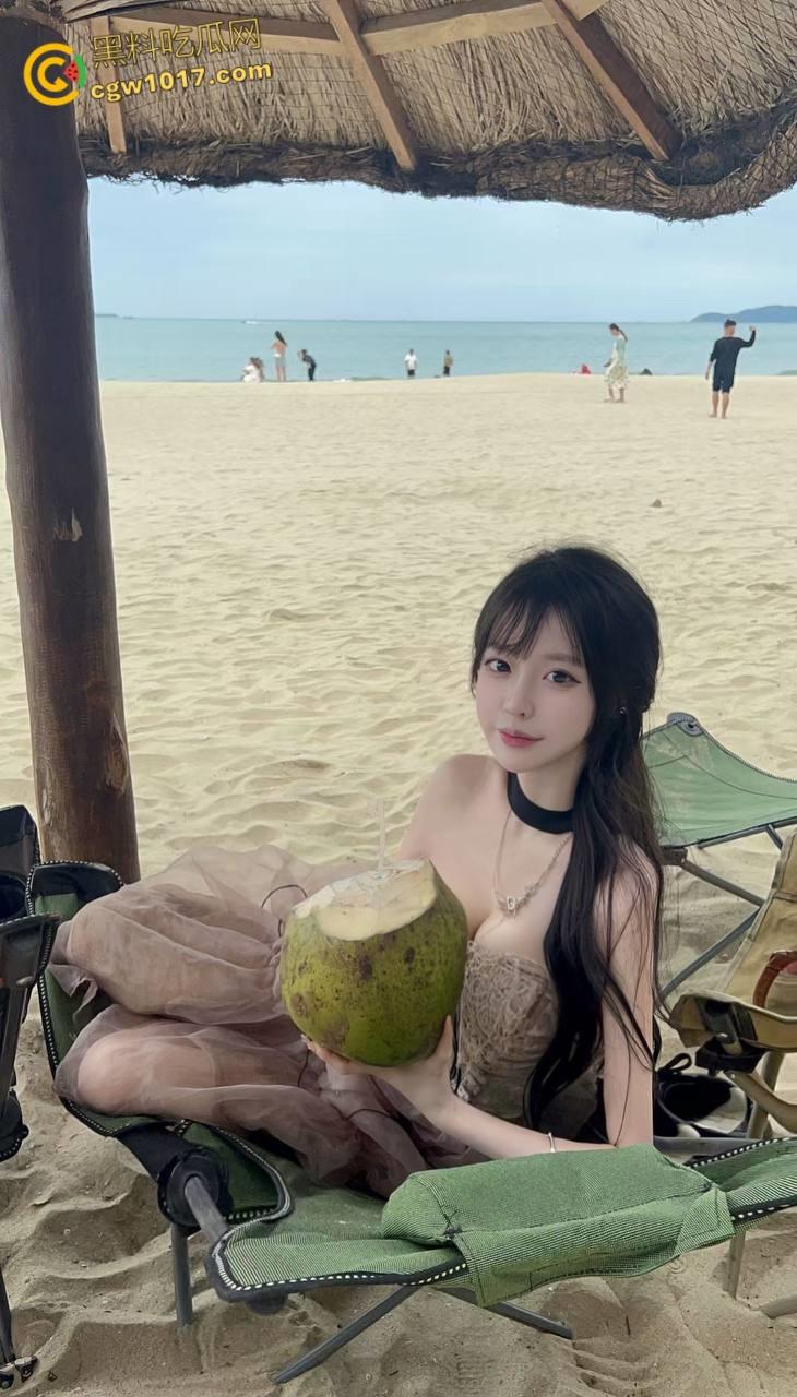 看到姐姐的白丝玉足,饭都不吃了让姐姐帮我口交,把老姐按在桌子上爆操,回到酒店接着口爆颜射! 第2张 看到姐姐的白丝玉足,饭都不吃了让姐姐帮我口交,把老姐按在桌子上爆操,回到酒店接着口爆颜射! 第2张