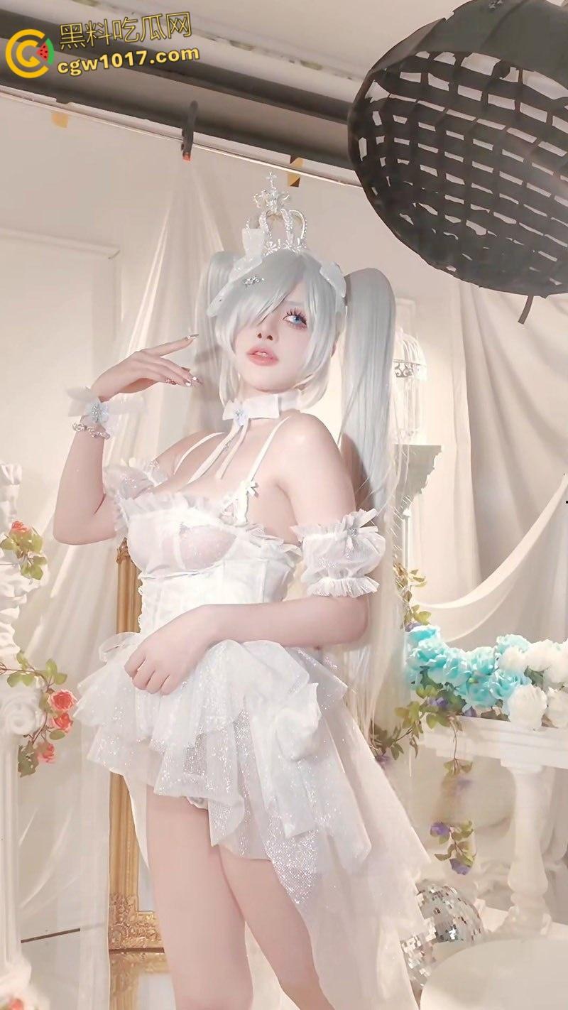 纯欲天花板【Byoru】，灰姑娘性感写真福利，巨乳翘臀透视蕾丝婚纱，极致诱惑眼神勾魂令人沉醉！  第8张