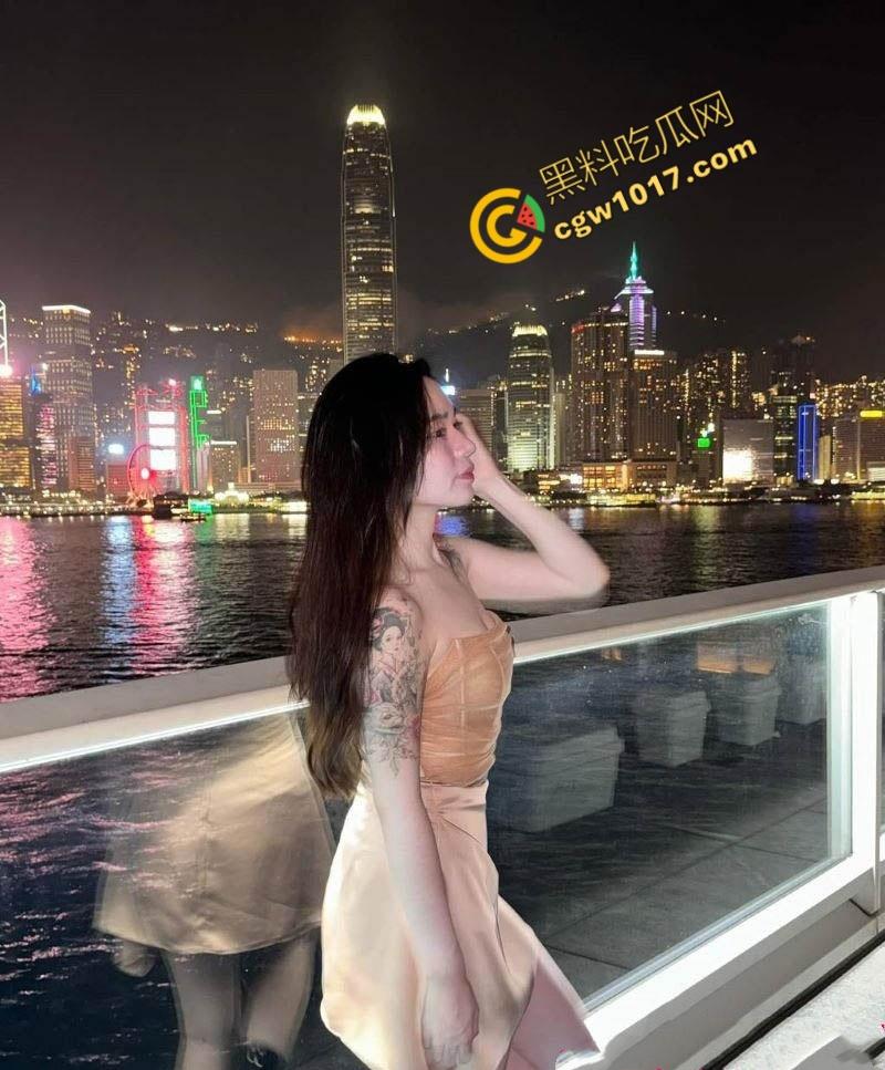 迷人小网红【Annie Lau】雪肤翘臀与龙蝶共舞!前男友报复泄露性爱视频,丰胸嫩穴尽显,网友惊呼“纹身狂野极品”! 第2张 迷人小网红【Annie Lau】雪肤翘臀与龙蝶共舞!前男友报复泄露性爱视频,丰胸嫩穴尽显,网友惊呼“纹身狂野极品”! 第2张