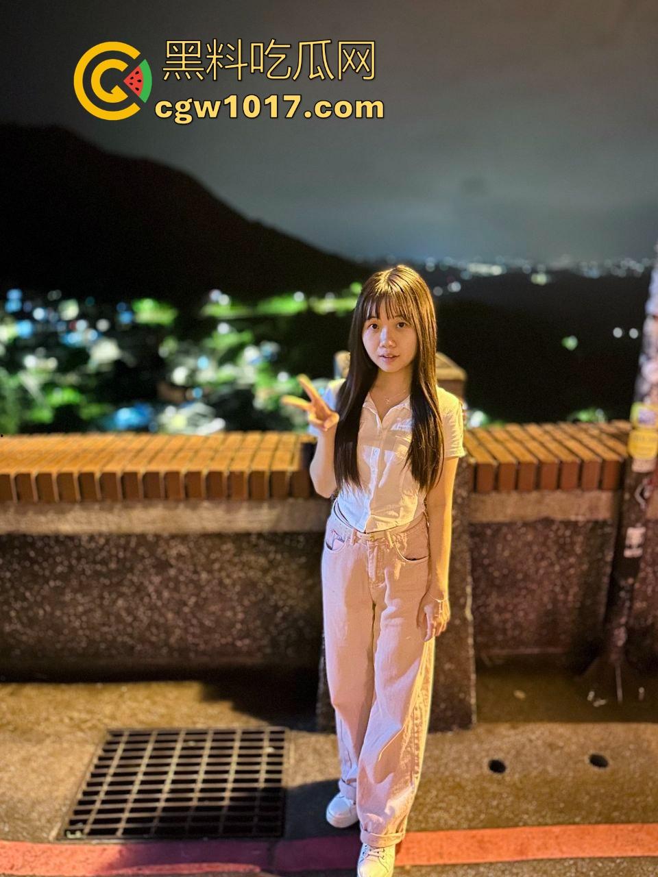 探探网聊3个月拿下极品小学妹，清纯可爱反差母狗，性爱口交技术一流，年纪轻轻花样挺多！  第2张