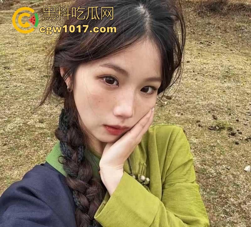 抖音热瓜骑行圈白兰鸽事件大曝光!纯欲女骑士傍富二代【木头叔叔】深夜酒店猛舔大屌,一晚十次打底,插完就甩! 第8张 抖音热瓜骑行圈白兰鸽事件大曝光!纯欲女骑士傍富二代【木头叔叔】深夜酒店猛舔大屌,一晚十次打底,插完就甩! 第8张