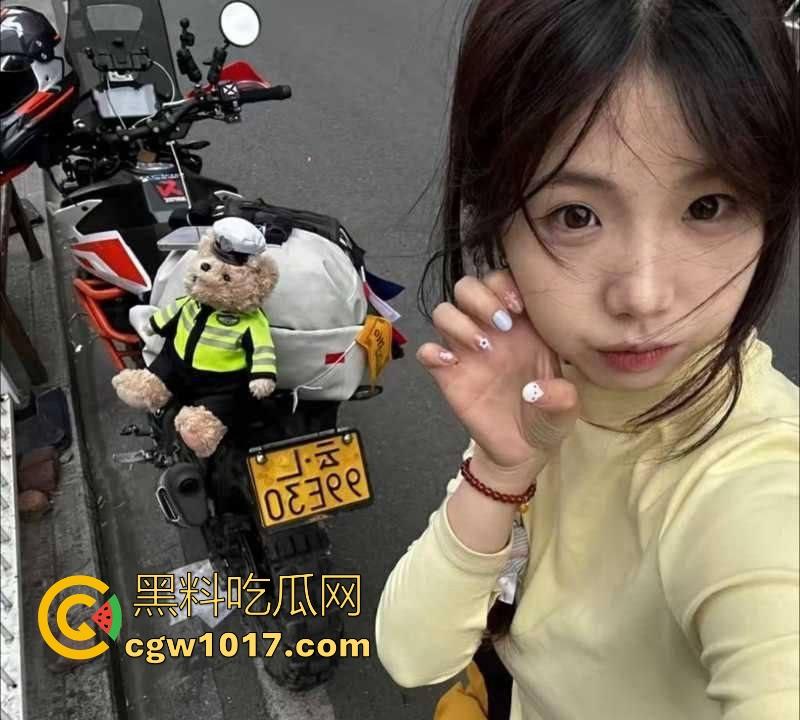 抖音热瓜骑行圈白兰鸽事件大曝光!纯欲女骑士傍富二代【木头叔叔】深夜酒店猛舔大屌,一晚十次打底,插完就甩! 第9张 抖音热瓜骑行圈白兰鸽事件大曝光!纯欲女骑士傍富二代【木头叔叔】深夜酒店猛舔大屌,一晚十次打底,插完就甩! 第9张