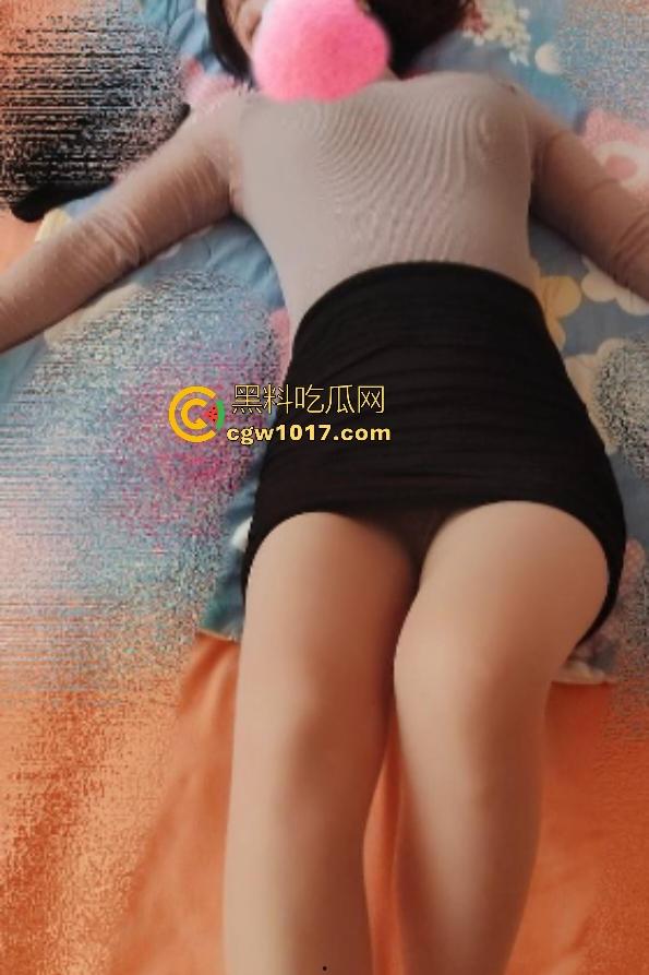 海角学生约老师出来高潮56次！名牌大学知识分子为人师表，嘴上拒绝却用眼神勾引，从此之后学习成绩蹭蹭上涨！  第2张