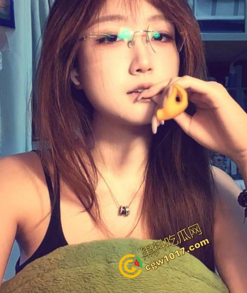 上海电力大学【贾赵依】醉酒失身:狂野激情视频曝光,同学狂操嫩穴,淫荡姿态尽显,令人血脉贲张 第7张 上海电力大学【贾赵依】醉酒失身:狂野激情视频曝光,同学狂操嫩穴,淫荡姿态尽显,令人血脉贲张 第7张