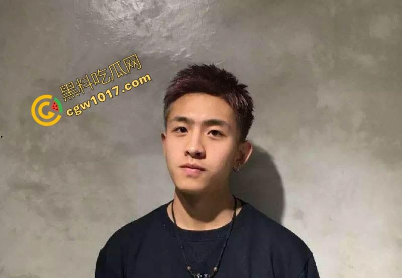 顶流男歌手【焦迈奇】密室调教视频震惊娱乐圈,腹肌男神被资本大佬如狗般玩弄,表情从抗拒到享受,炸裂网络! 第7张 顶流男歌手【焦迈奇】密室调教视频震惊娱乐圈,腹肌男神被资本大佬如狗般玩弄,表情从抗拒到享受,炸裂网络! 第7张