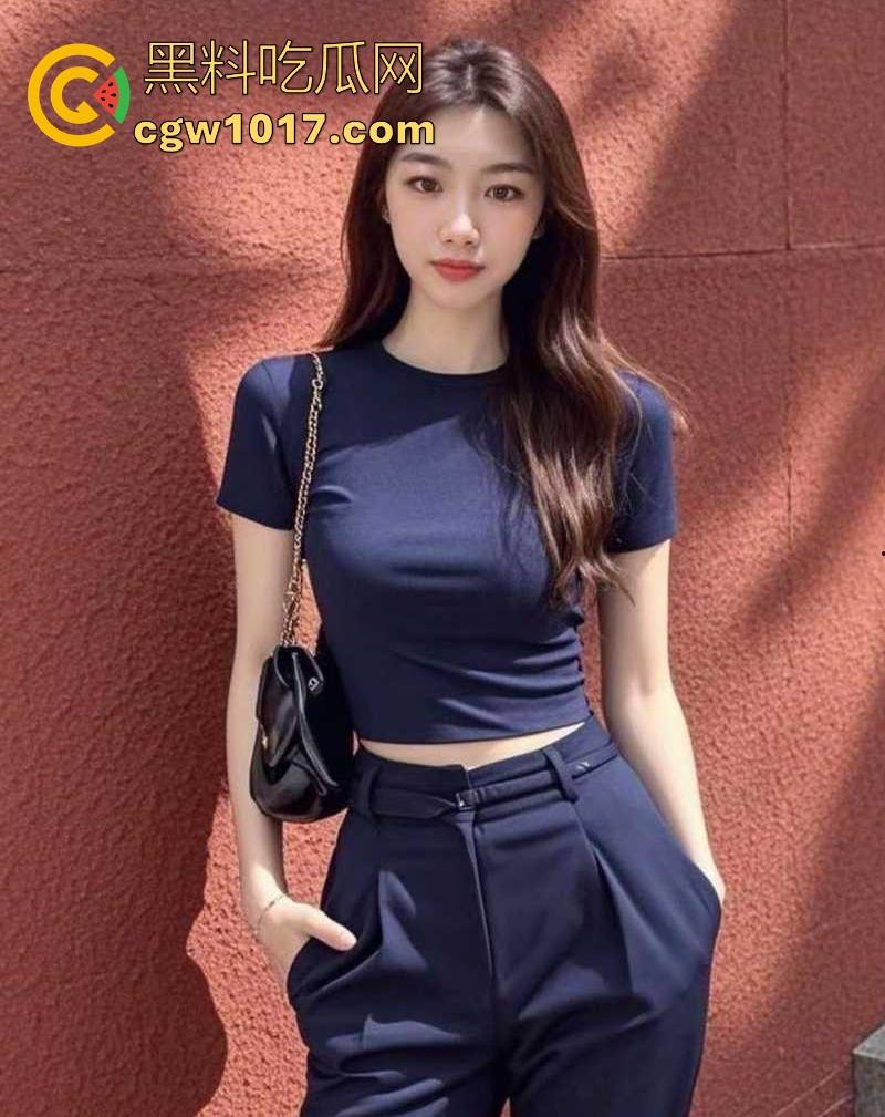 深圳大学【霍恩恩】酒店门口还装人模狗样，一进房门直接变发情野猫，男友操得脸发青都射不赢她这淫货一炮！  第1张