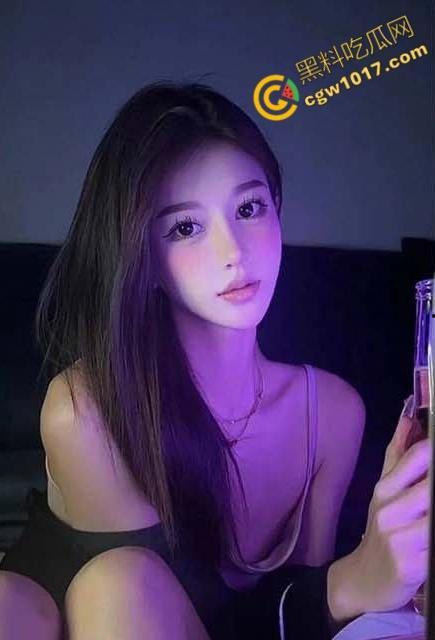 海角大神与完美嫂子试衣间荒淫!36D雪乳翘臀加持,弟弟把持不住硬顶嫩穴,直捣黄龙疯狂喷精! 第2张 海角大神与完美嫂子试衣间荒淫!36D雪乳翘臀加持,弟弟把持不住硬顶嫩穴,直捣黄龙疯狂喷精! 第2张