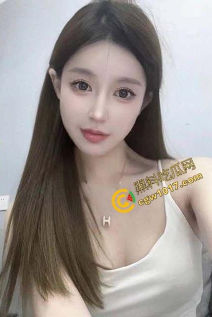 海角大神与完美嫂子试衣间荒淫!36D雪乳翘臀加持,弟弟把持不住硬顶嫩穴,直捣黄龙疯狂喷精! 第3张 海角大神与完美嫂子试衣间荒淫!36D雪乳翘臀加持,弟弟把持不住硬顶嫩穴,直捣黄龙疯狂喷精! 第3张