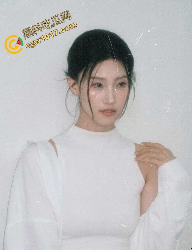 广东舞蹈老师【孙忆梦】万圣节惊爆!女神被秘密调教,全裸舔屌舔肛,摇奶颜射,尽显小母狗风骚! 第15张 广东舞蹈老师【孙忆梦】万圣节惊爆!女神被秘密调教,全裸舔屌舔肛,摇奶颜射,尽显小母狗风骚! 第15张