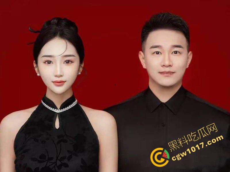 辽源巴卤社火锅店老板娘私下嗜好多人乱交，绿帽老公分享骚照，性感骚穴被无套爆操，白浆横流，淫靡不堪！  第4张