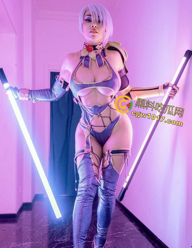 俄罗斯巨乳福利姬【Octokuro】最新作品流出，篮球般的大奶，粉嫩乳钉闪瞎路人眼，蹲坐骑乘假屌，太性感淫骚！  第2张