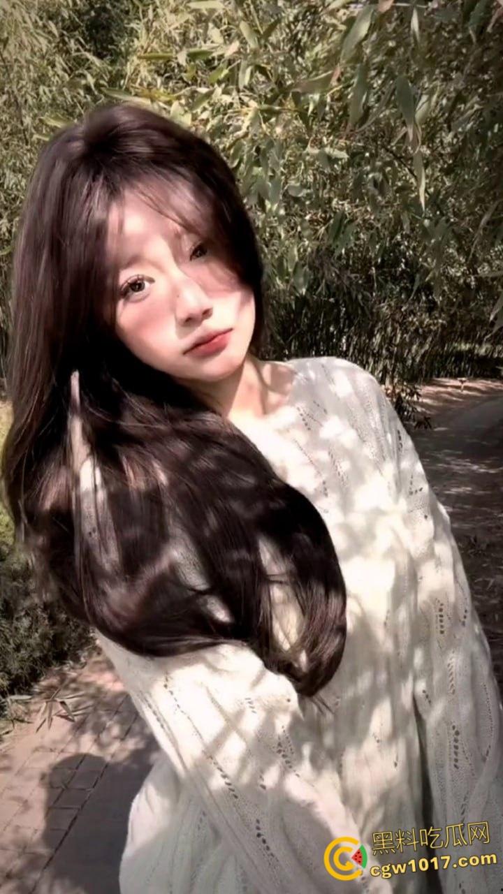 约炮大神【fkabuto】,约操江苏神仙颜值女大学生,白虎嫩穴一插白浆都流出来了,多姿势爆操浪叫不止! 第2张 约炮大神【fkabuto】,约操江苏神仙颜值女大学生,白虎嫩穴一插白浆都流出来了,多姿势爆操浪叫不止! 第2张