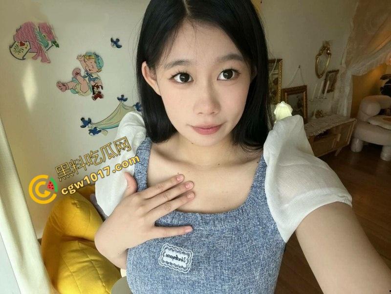 浙江大学甜美校花【刘芷澜】性爱视频曝光！私密镜头下，她技惊四座，挑逗爆破，后入式必看！  第2张