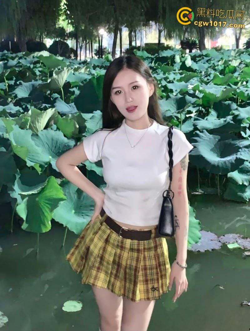 富二代约炮大神【fkabuto】,约操杭州176长腿车模,吃棒吞精翘臀后入,纯天然奶子Q弹晃荡甩到下巴! 第2张 富二代约炮大神【fkabuto】,约操杭州176长腿车模,吃棒吞精翘臀后入,纯天然奶子Q弹晃荡甩到下巴! 第2张