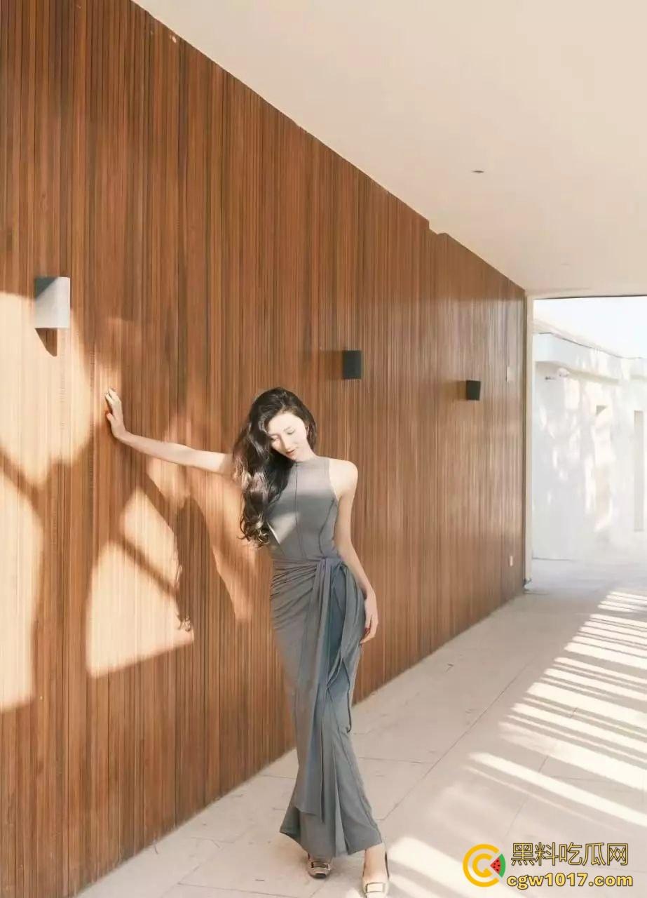 山东青岛在职教师【韩艳芳】日常生活中为人师表,曝出私下却是瘾君子,吸完以后淫靡至极,聚众淫乱! 第4张 山东青岛在职教师【韩艳芳】日常生活中为人师表,曝出私下却是瘾君子,吸完以后淫靡至极,聚众淫乱! 第4张