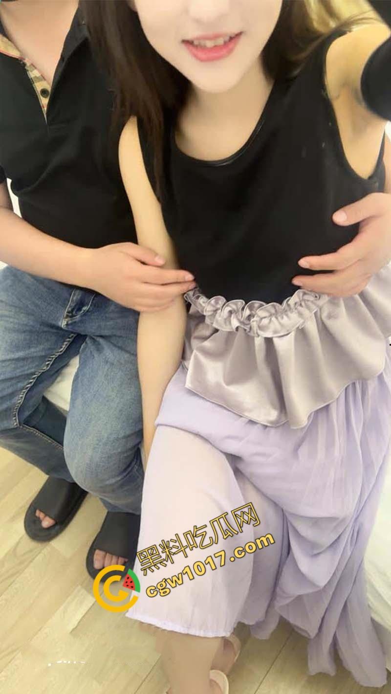 表哥和我一起享受美丽表妹的诱人肉体:狂野三人行,她的娇喘和酥软身躯让人疯狂,双重攻势令她欲仙欲死 第9张 表哥和我一起享受美丽表妹的诱人肉体:狂野三人行,她的娇喘和酥软身躯让人疯狂,双重攻势令她欲仙欲死 第9张